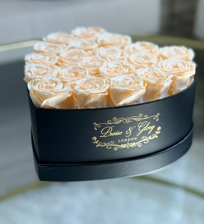20 Champagne Heart Black Box